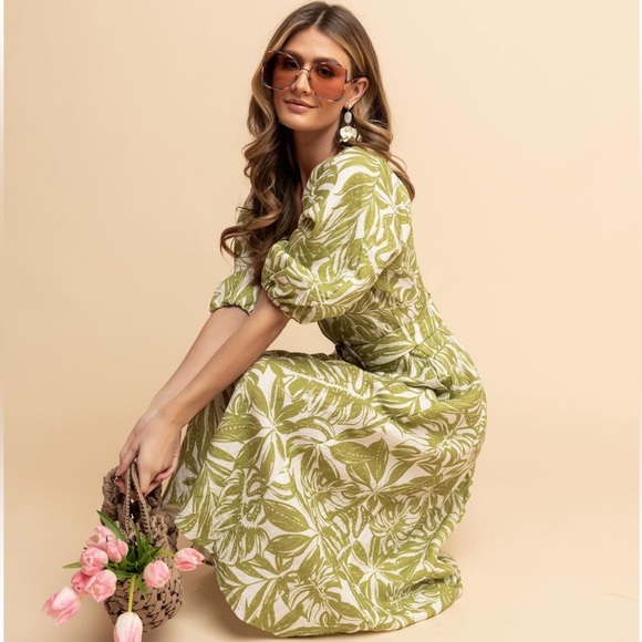 Rachel Parcell Palm Print Scoop Neck Half Sleeve Midi Dress - Picture 2 of 3